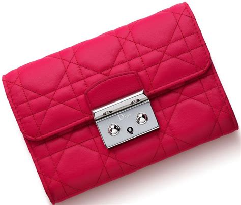 miss dior explorateur wallet price